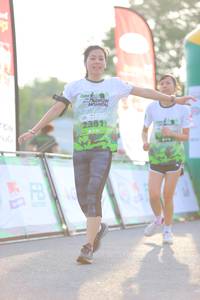 BIB: 2381
                            <button type="button" onclick="openModal(3642431)" class="btn btn-primary btn-sm float-right btn-popup" data-toggle="modal" data-target=".modal-high-quality">
                        <i class="fas fa-shopping-cart"></i> Add to Cart
                    </button>
                                            <button type="button" onclick="isThisMe(3642431, true)" class="btn btn-success btn-sm float-right btn-popup btn-isme hidden" data-toggle="tooltip" data-placement="bottom" title="นี่คือรูปของคุณใช่ไหม คลิกที่นี่เพื่อเอาเข้าอัลบั้ม">
                        <i class="fas fa-plus"></i> Add to album
                    </button>
                    <button type="button" onclick="isThisMe(3642431, false)" class="btn btn-warning btn-sm float-right btn-popup btn-isnotme hidden">
                        <i class="fas fa-ban"></i> Remove from album
                    </button>